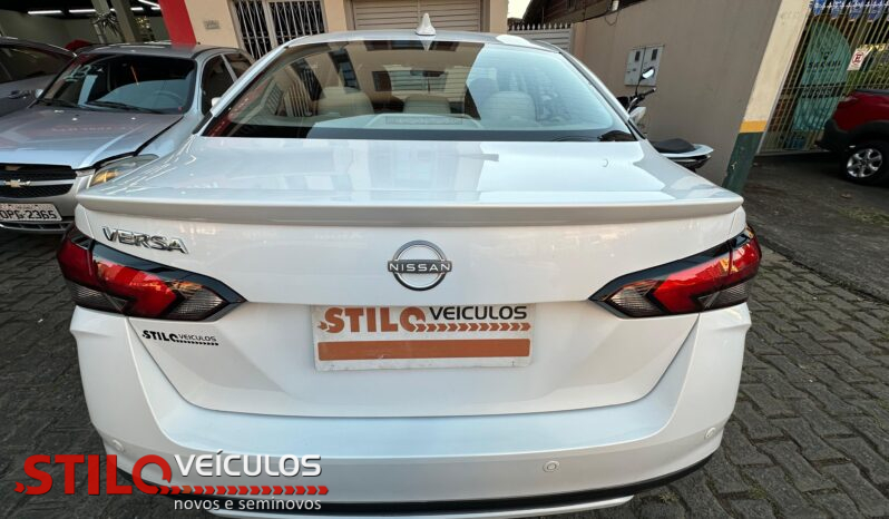VERSA EXCLUSIVE full