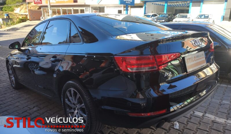 AUDI A4 full