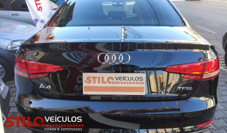 AUDI A4 full