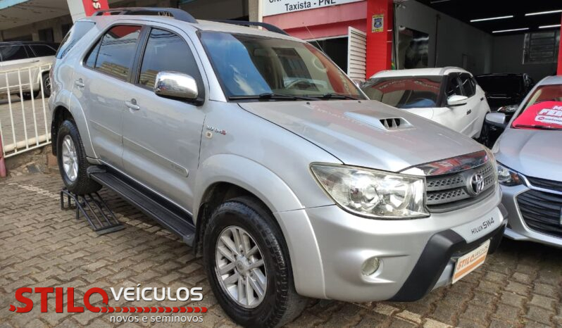 HILUX SW-4 full