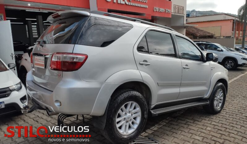 HILUX SW-4 full